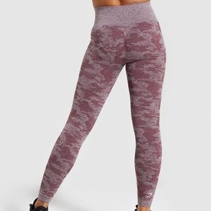 NWT Gymshark Seamless Camo Winter Berry Legging